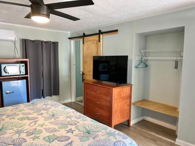 The Panacea Motel Extérieur photo