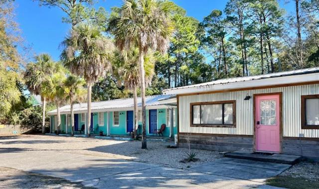 The Panacea Motel Extérieur photo