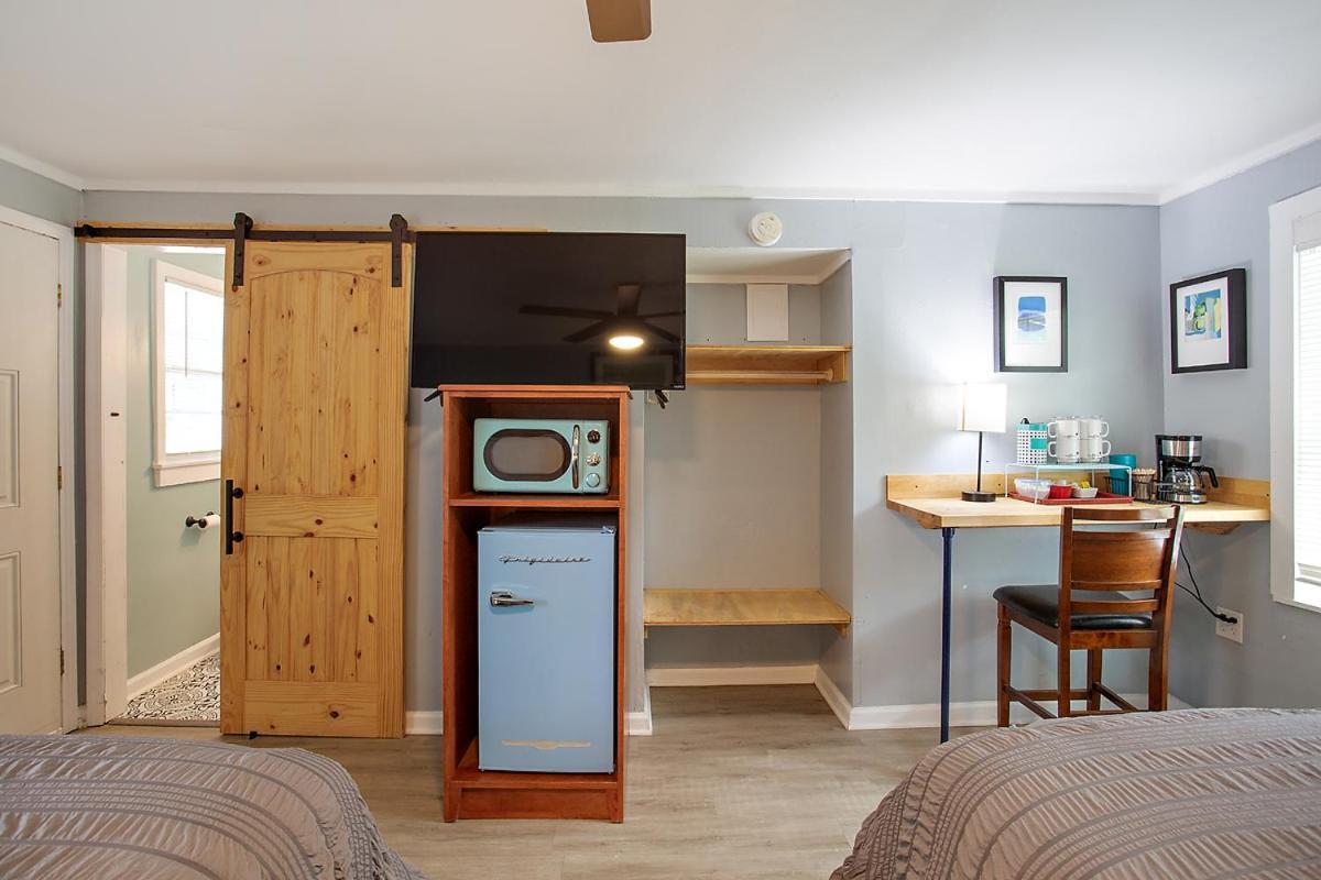 The Panacea Motel Extérieur photo